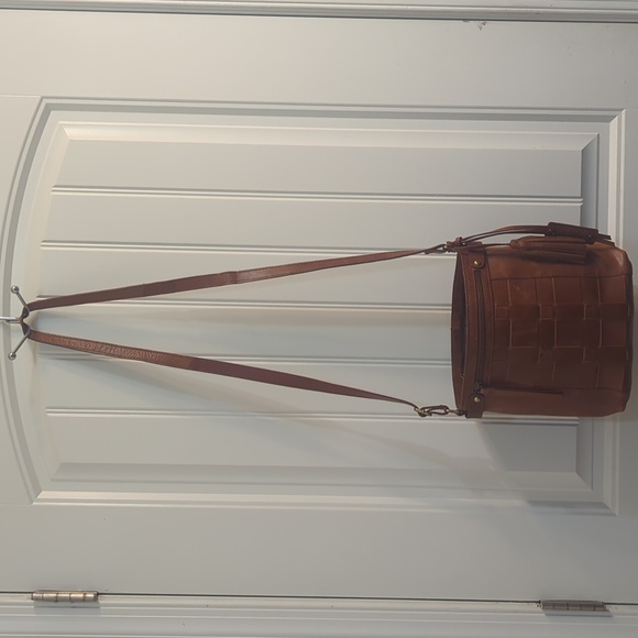 Diva True Crossbody Handbag - Picture 13 of 13